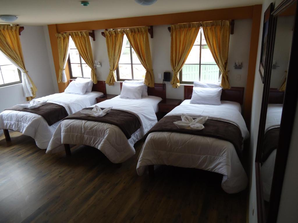 Hotel Tornado 3*